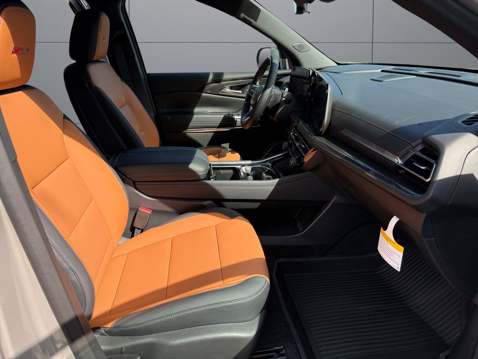 New 2027 Chevrolet Traverse Z71 w/ Enhanced Driving Package AWD/4WD image 15