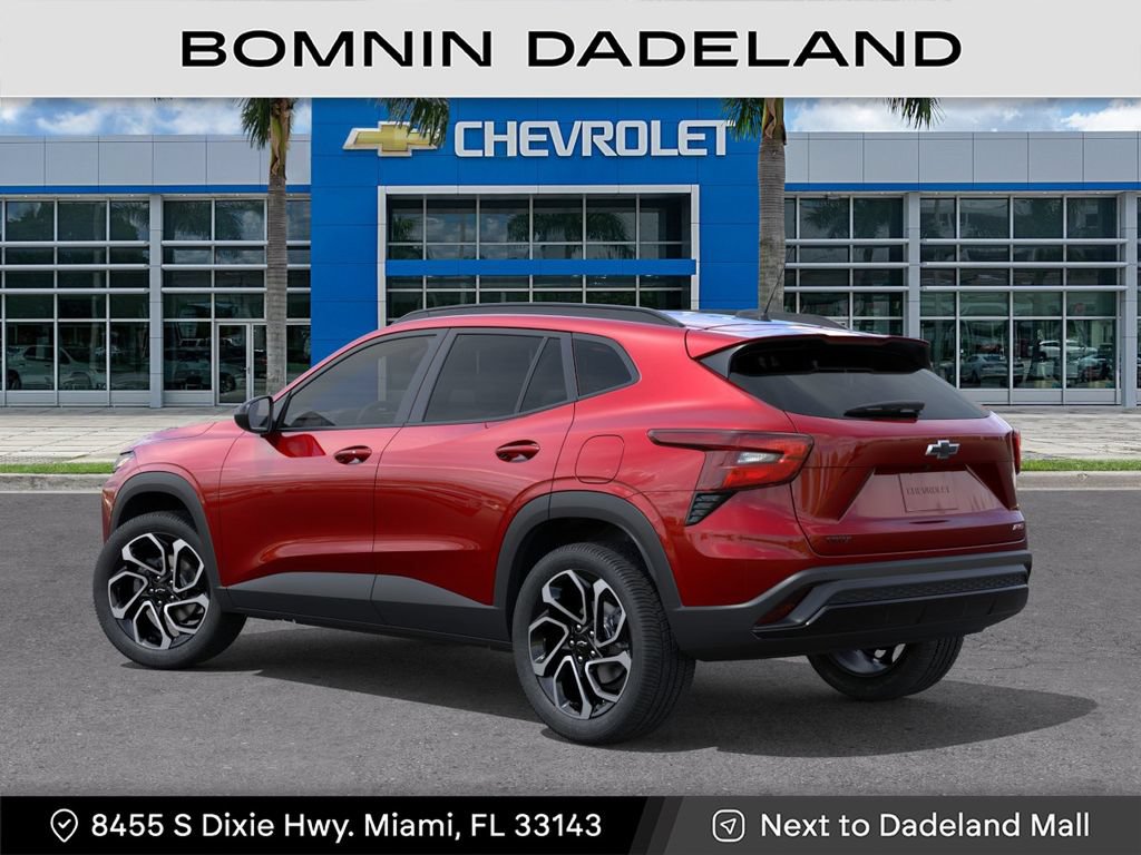 New 2026 Chevrolet Trax RS w/ Sunroof Package FWD image 4