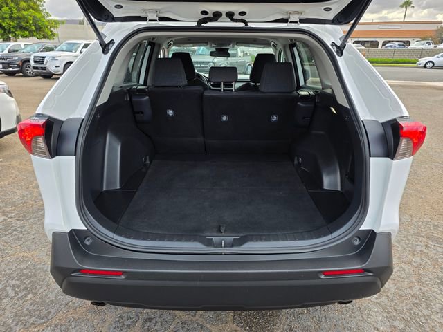 Used 2025 Toyota RAV4 LE FWD image 13