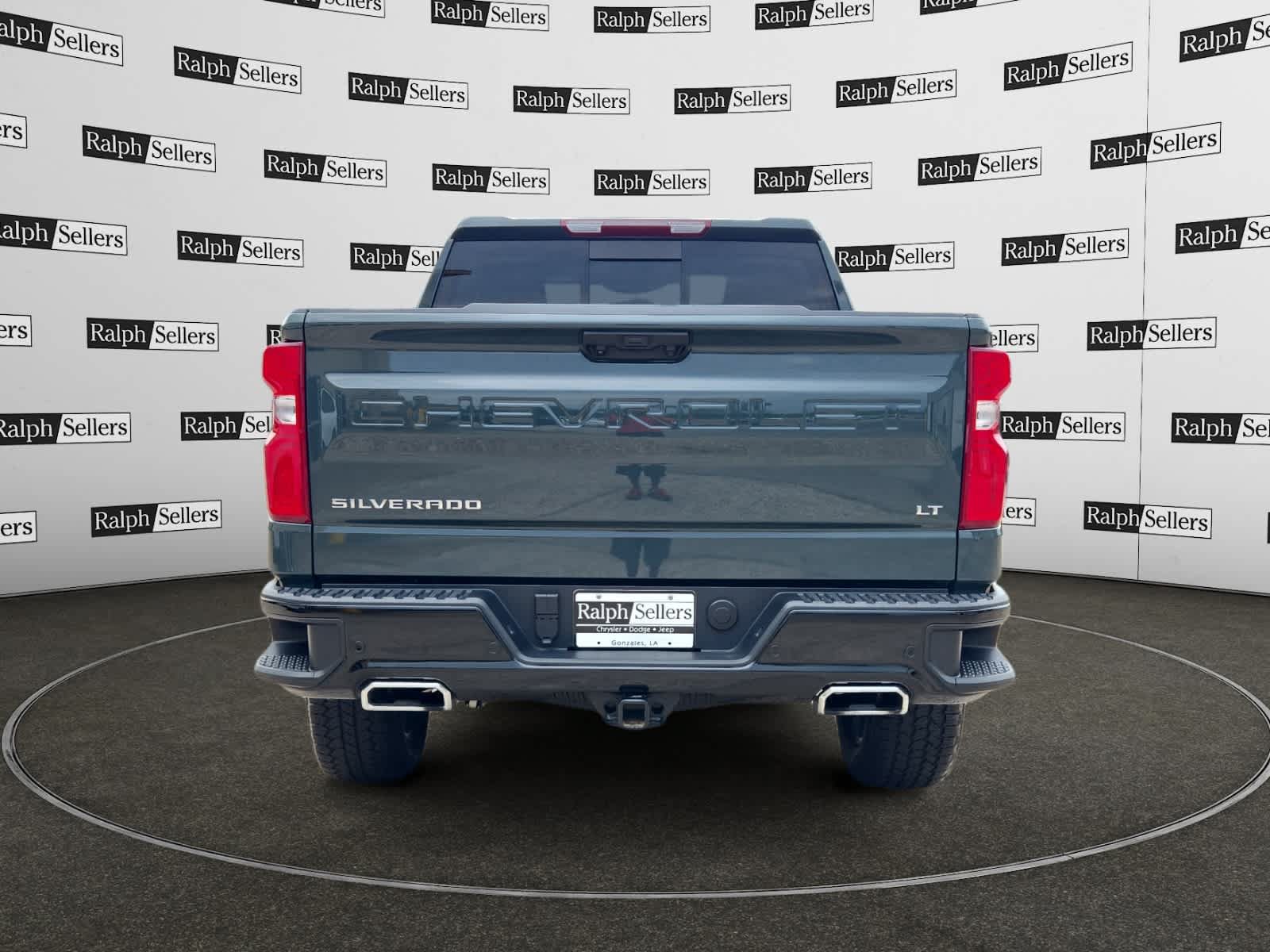 Used 2026 Chevrolet Silverado 1500 LT Trail Boss w/ LT Trail Boss Premium Package AWD/4WD image 5