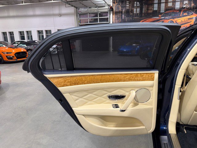 Used 2015 Bentley Flying Spur W12 image 58