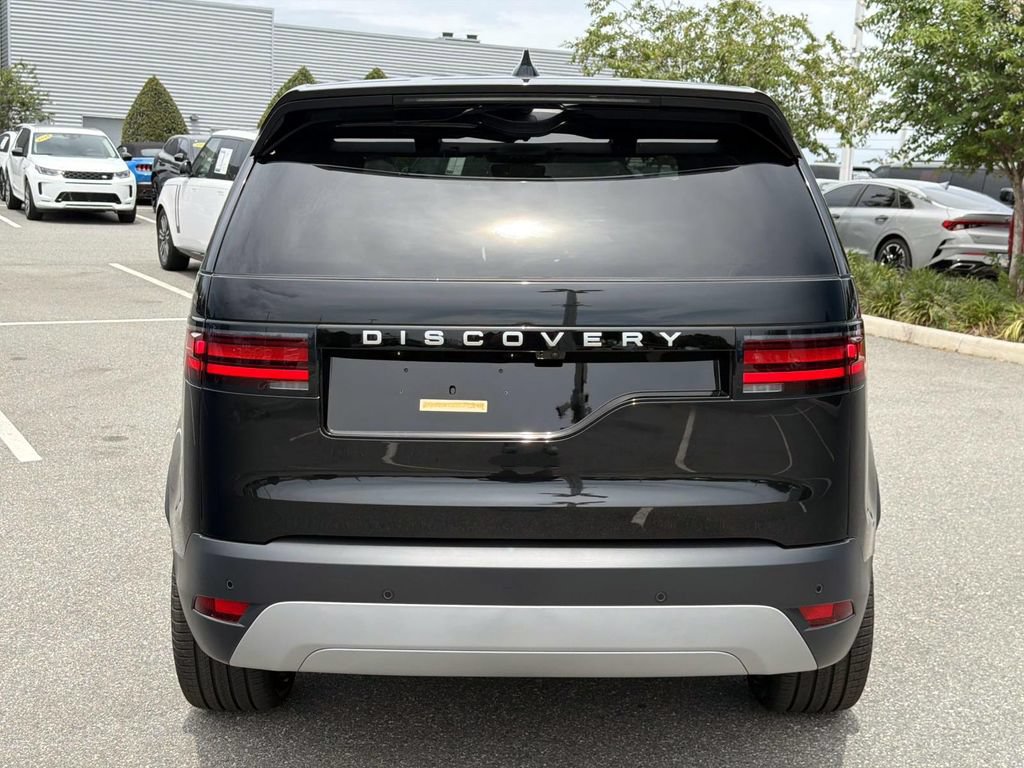 New 2026 Land Rover Discovery S AWD/4WD image 4