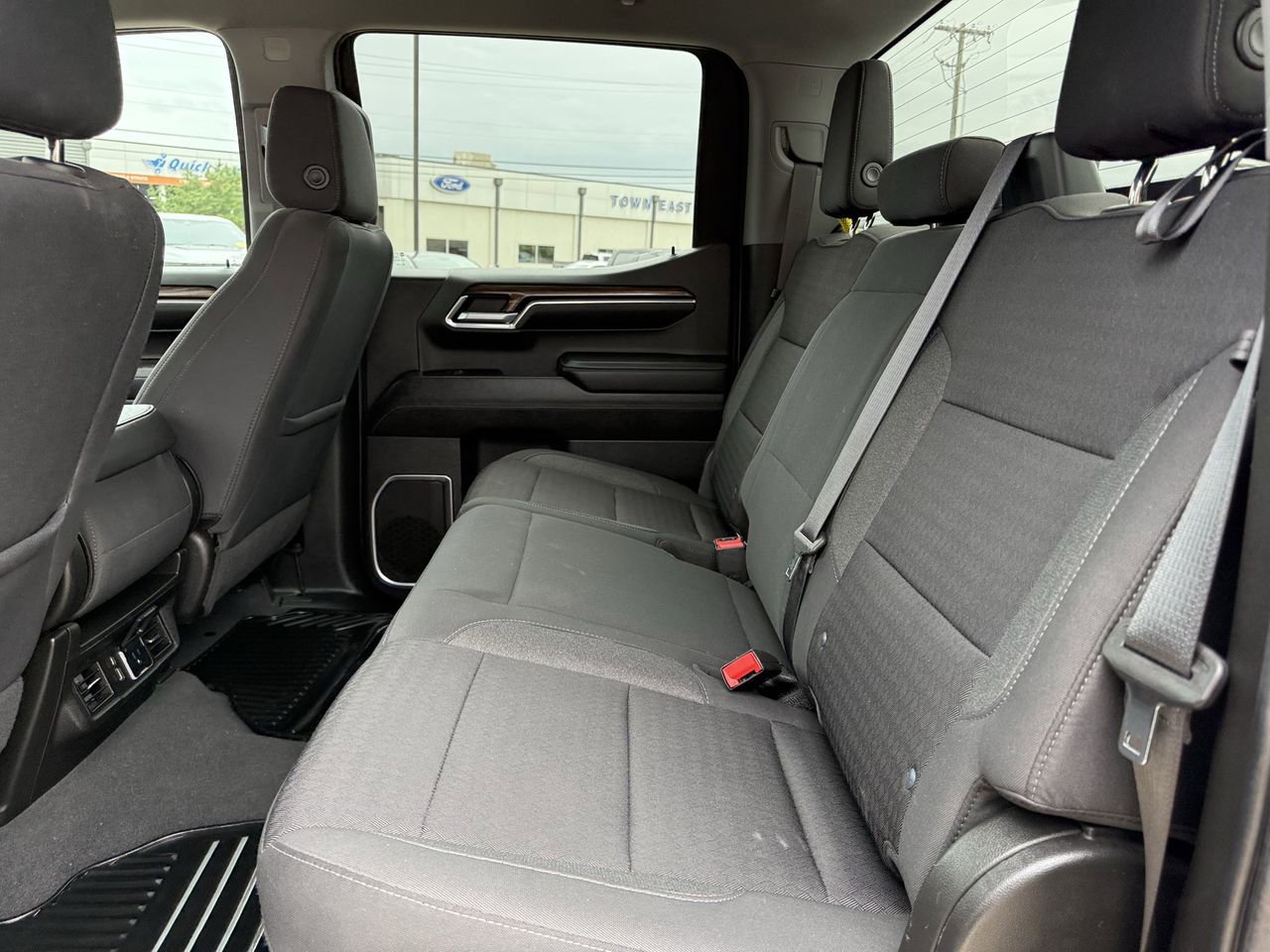 Used 2022 Chevrolet Silverado 1500 LT RWD image 26