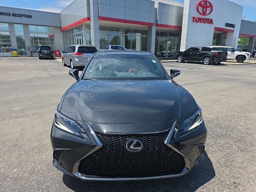 Used 2025 Lexus ES 300h F Sport w/ Accessory Package (Z2) FWD image 3