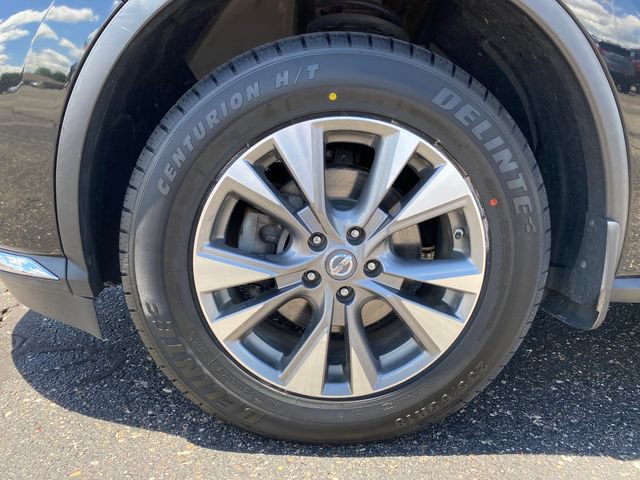 Used 2017 Nissan Murano S AWD/4WD image 22