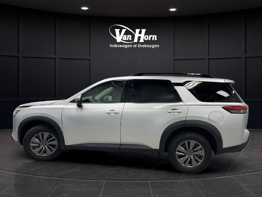 Used 2025 Nissan Pathfinder SV w/ Cargo Package AWD/4WD image 4
