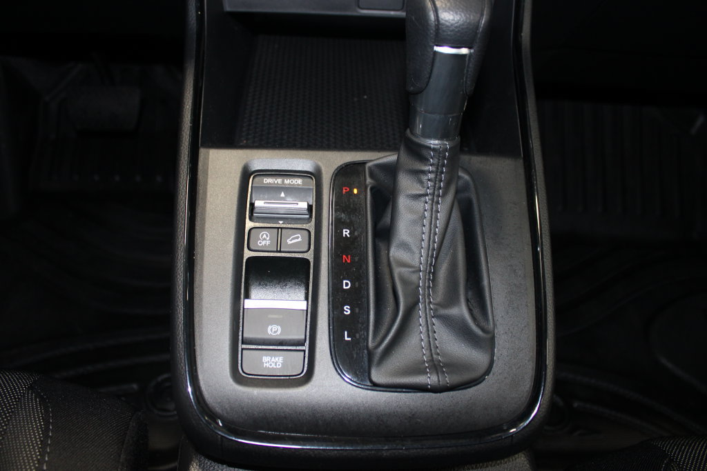 Used 2024 Honda CR-V LX image 16