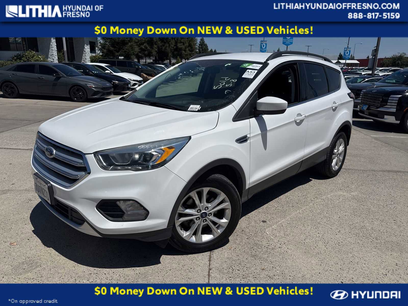 Used 2017 Ford Escape SE w/ Equipment Group 201A FWD image 1