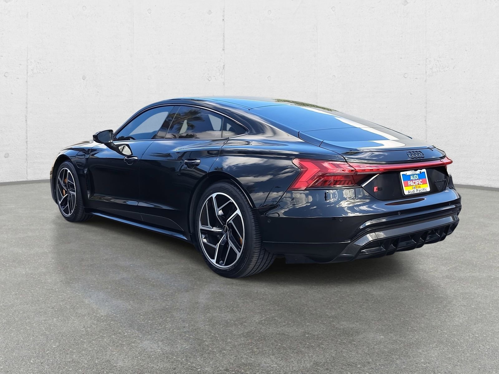 Used 2024 Audi RS e-tron GT w/ Carbon Performance Package image 7