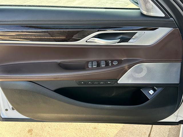 Certified 2022 BMW 740i xDrive w/ M Sport Package image 16