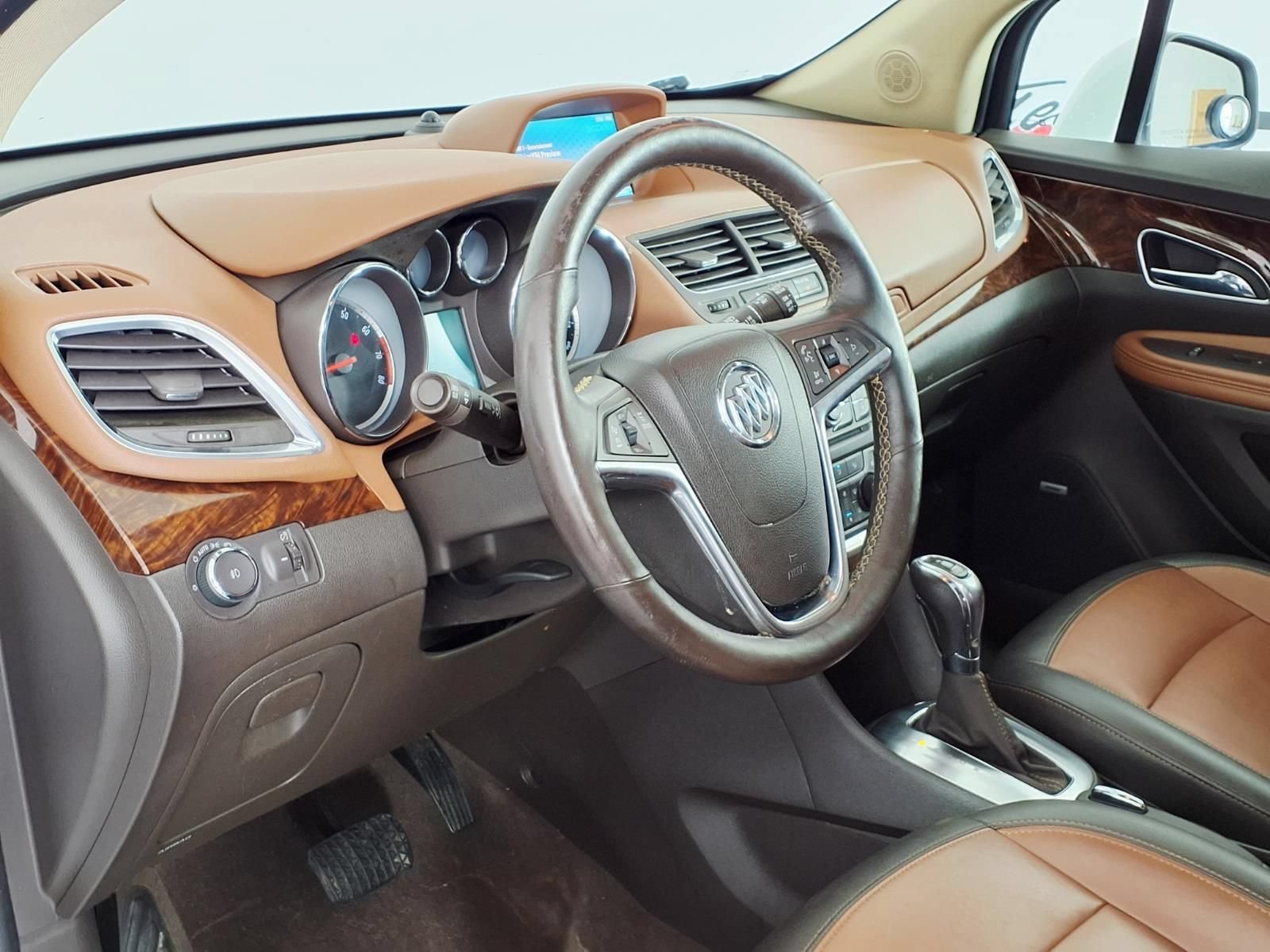 Used 2015 Buick Encore Premium FWD image 13