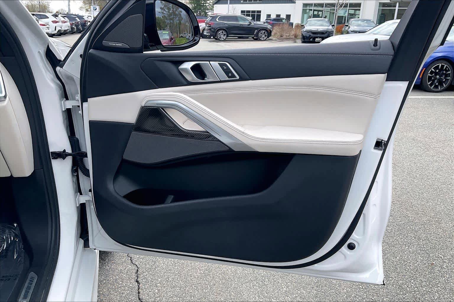 Certified 2023 BMW X6 M50i w/ Executive Package AWD/4WD image 22