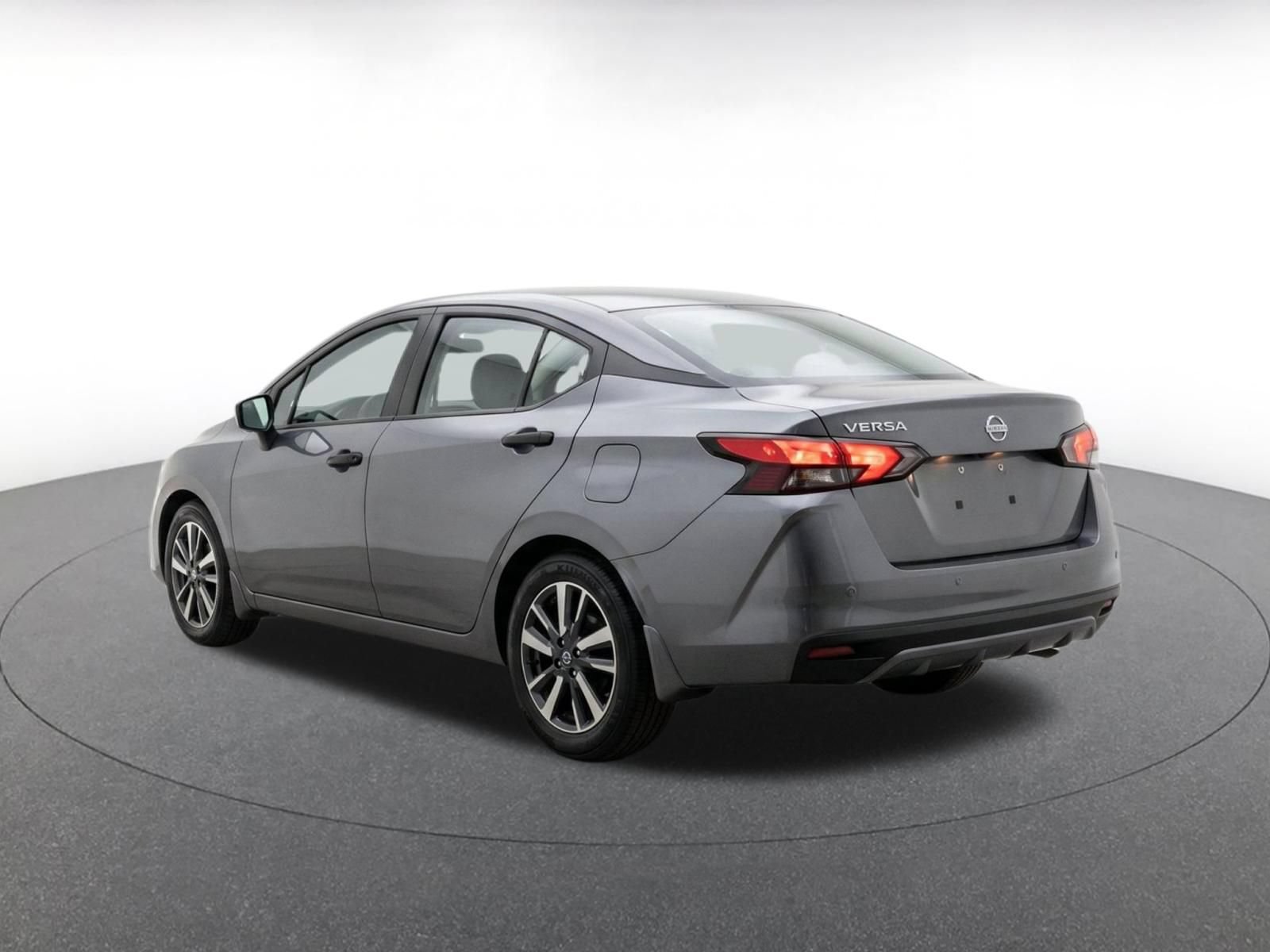 Used 2025 Nissan Versa SV FWD image 6
