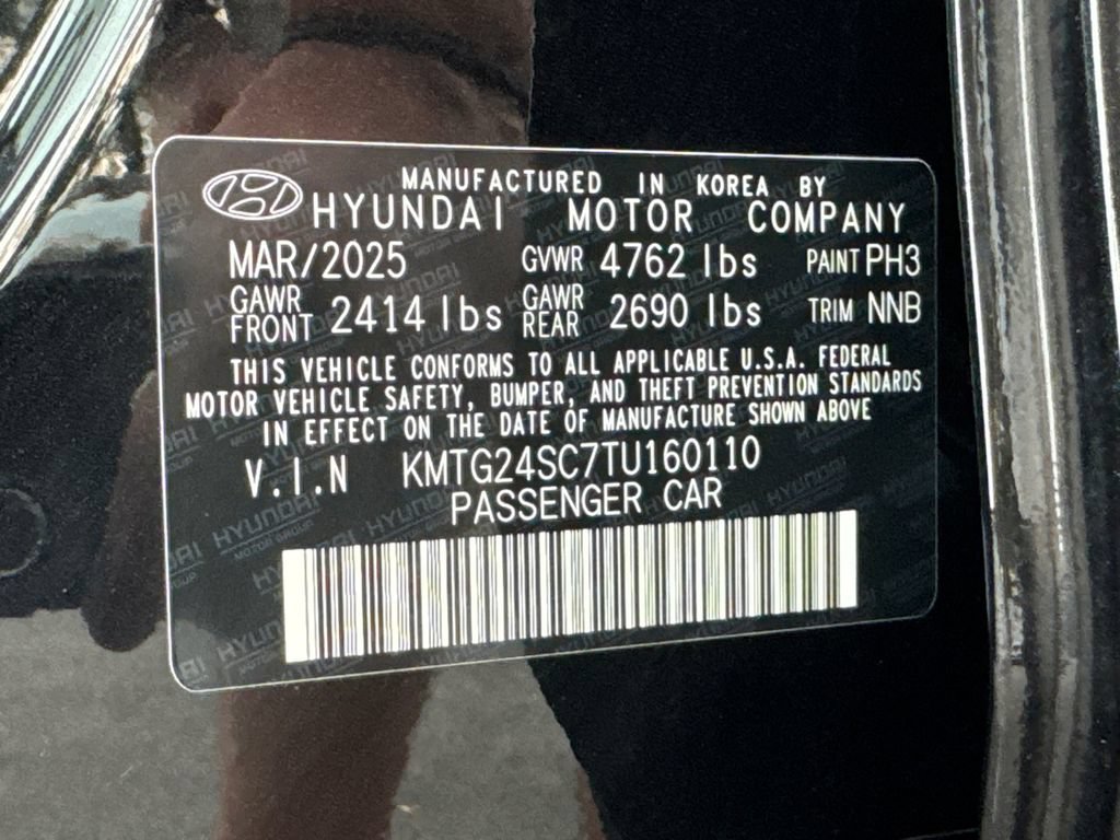 Used 2026 Genesis G70 2.5T Prestige RWD image 36