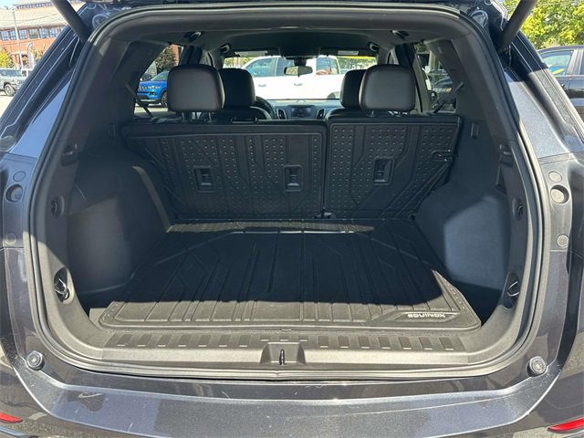 Used 2022 Chevrolet Equinox RS w/ LPO, Floor Liner Package image 25