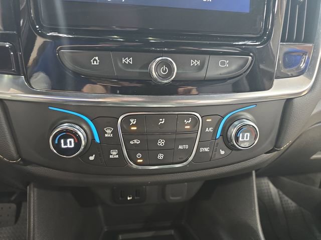 Used 2023 Chevrolet Traverse LT w/ LPO, Floor Liner Package image 26