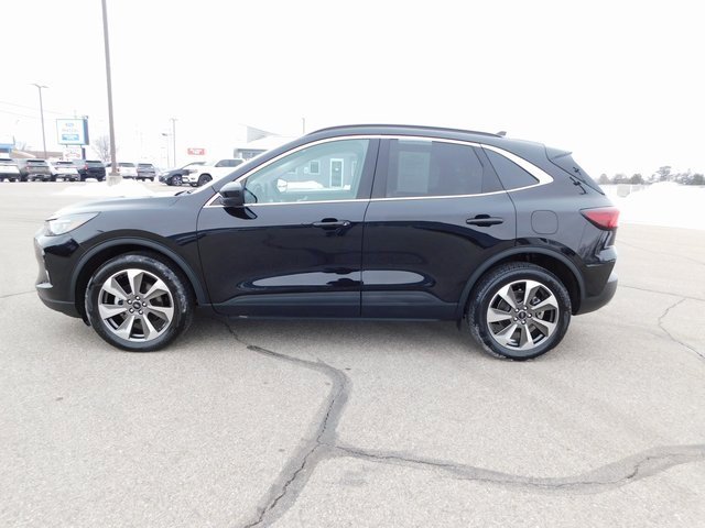 Used 2023 Ford Escape Platinum image 6