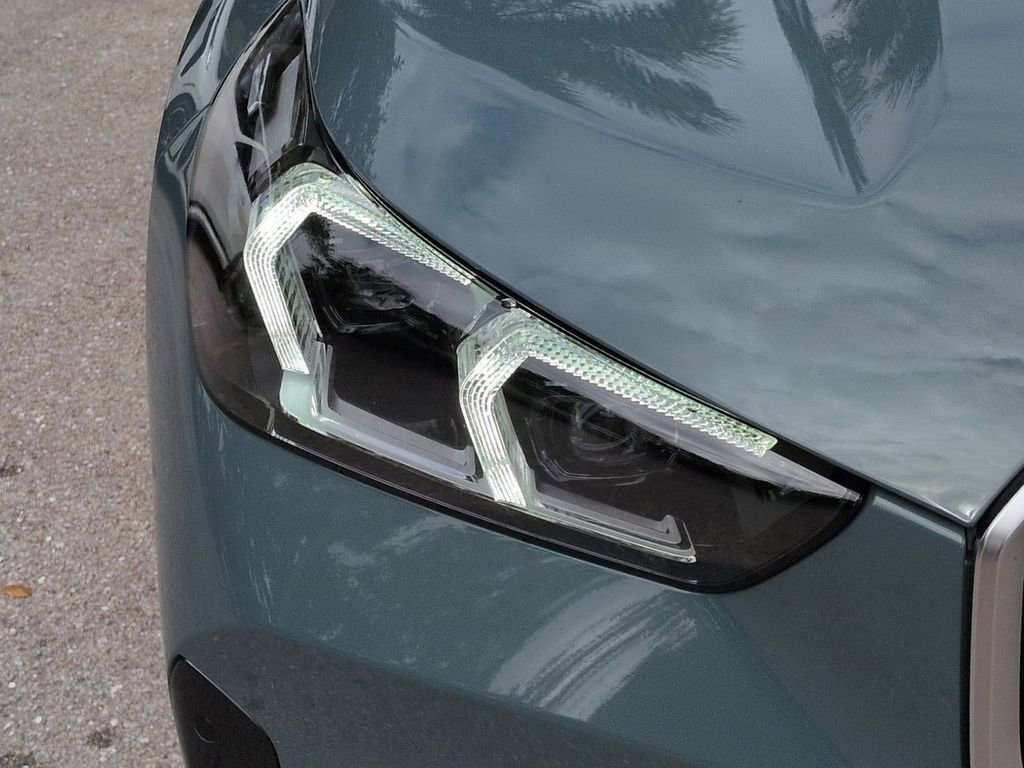 New 2026 BMW X1 xDrive28i w/ Convenience Package AWD/4WD image 10