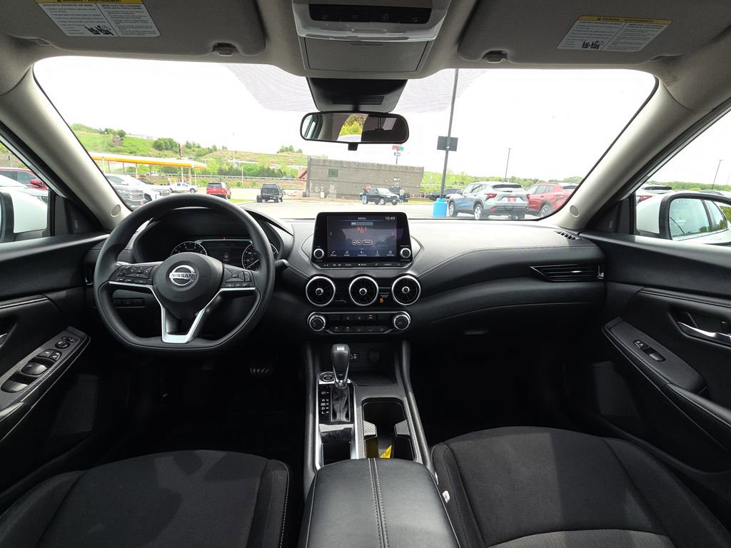 Used 2023 Nissan Sentra SV FWD image 29