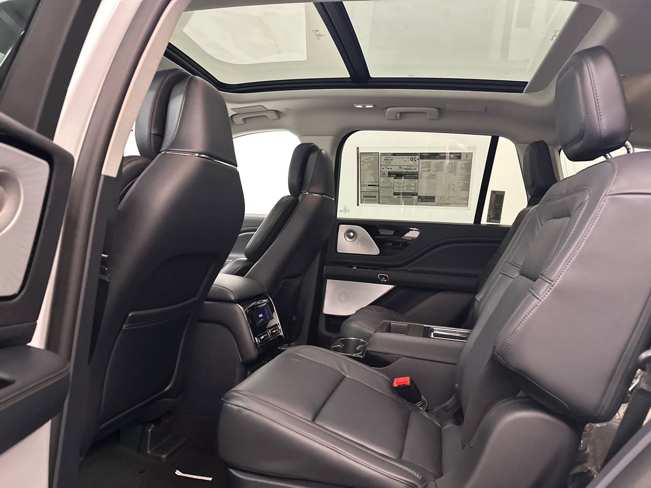 New 2026 Lincoln Aviator Reserve AWD/4WD image 19