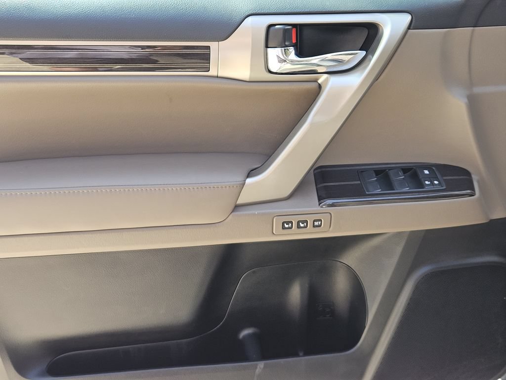 Used 2020 Lexus GX 460 Premium AWD/4WD image 18