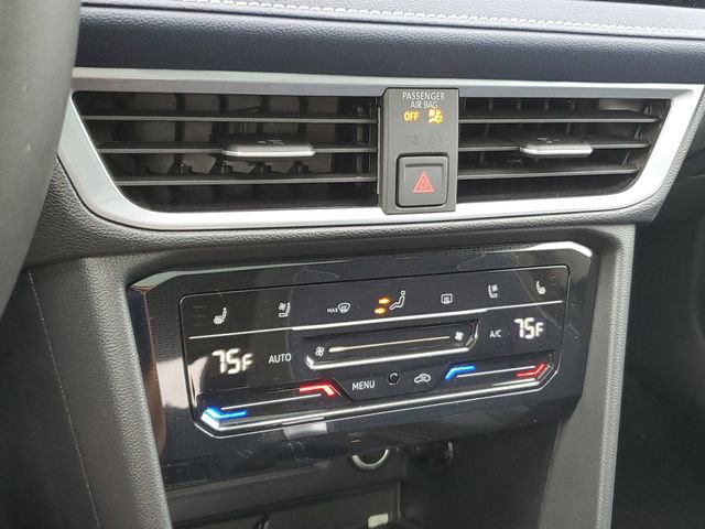 New 2026 Volkswagen Taos SEL image 29