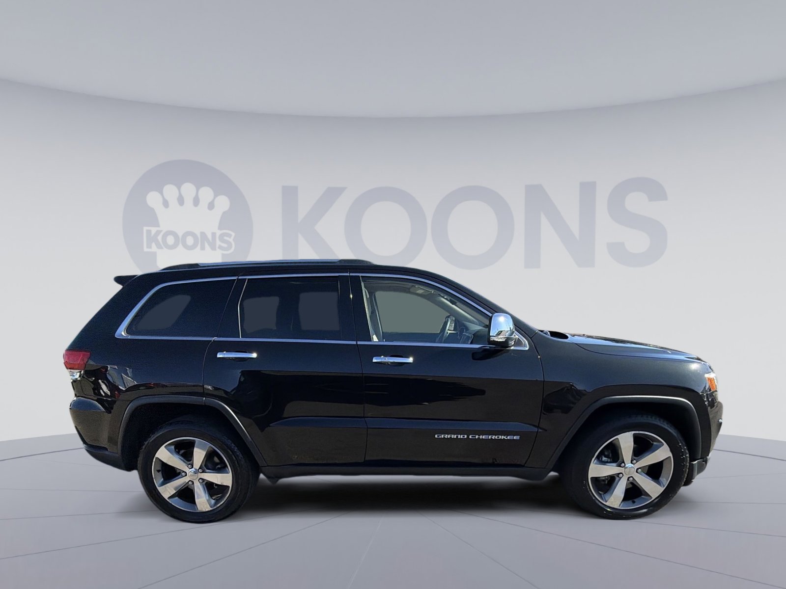 Used 2015 Jeep Grand Cherokee Limited w/ Luxury Group II image 8