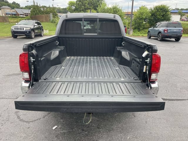 Used 2023 Toyota Tacoma SR5 w/ SR5 Appearance Package RWD image 15