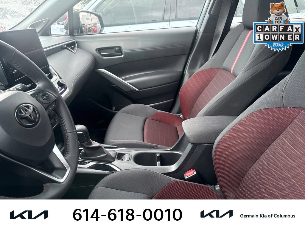 Used 2024 Toyota Corolla Cross AWD Hybrid w/ Moonroof Package image 9