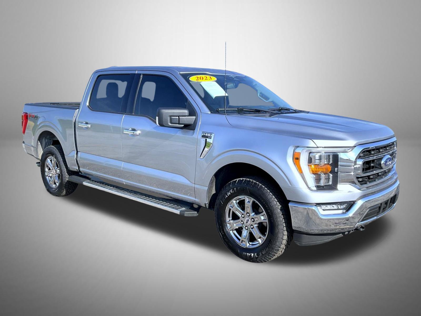 Used 2023 Ford F150 XLT w/ Equipment Group 302A High AWD/4WD image 4