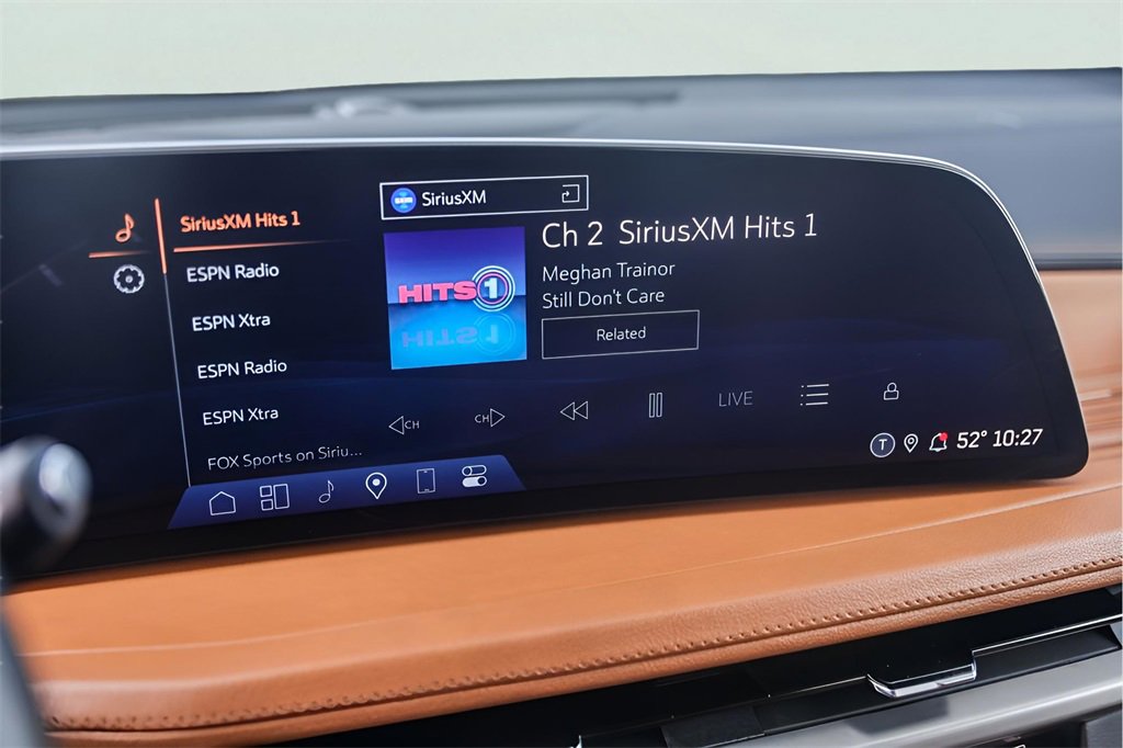 Used 2024 Cadillac XT4 Premium Luxury w/ Active Safety Package image 19