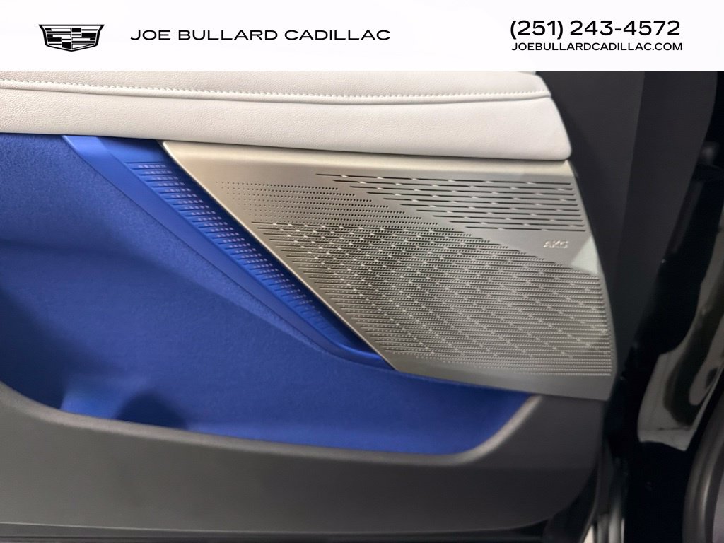 New 2027 Cadillac Optiq Sport w/ LPO, Floor Liner Package AWD/4WD image 13