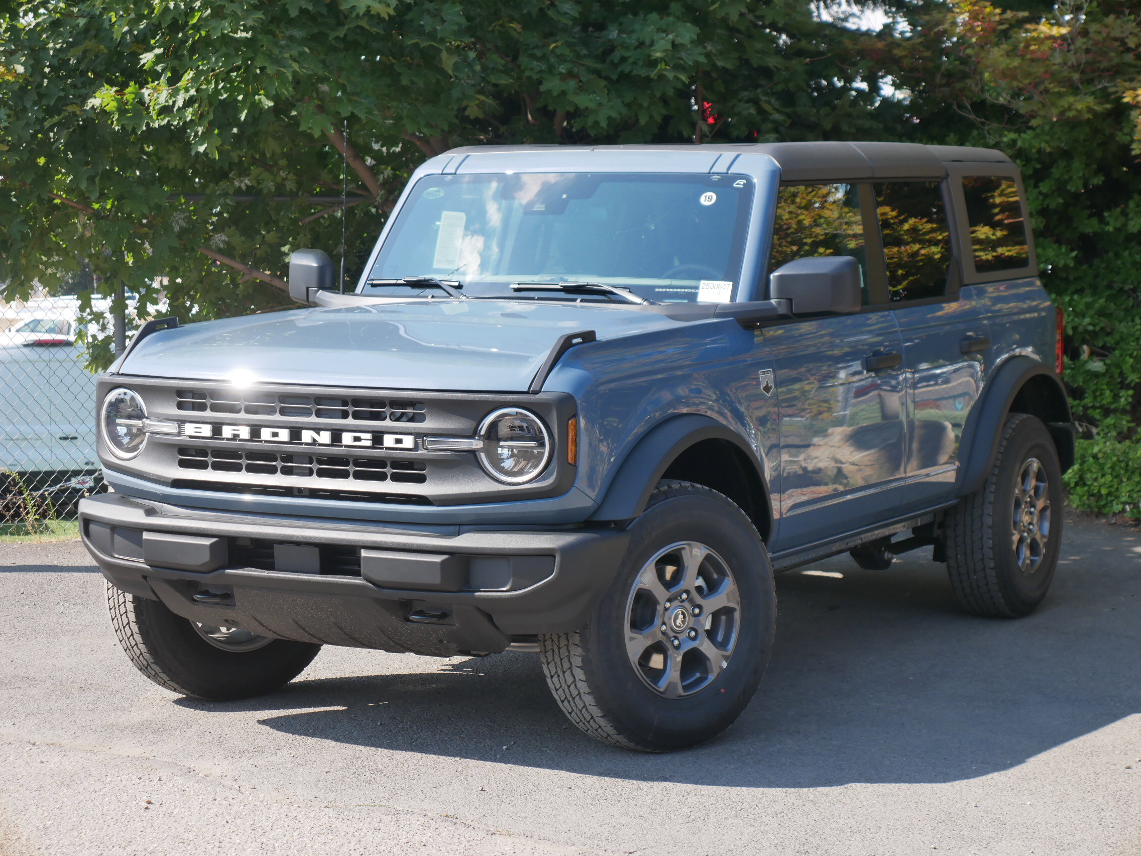 New 2025 Ford Bronco Big Bend image 2