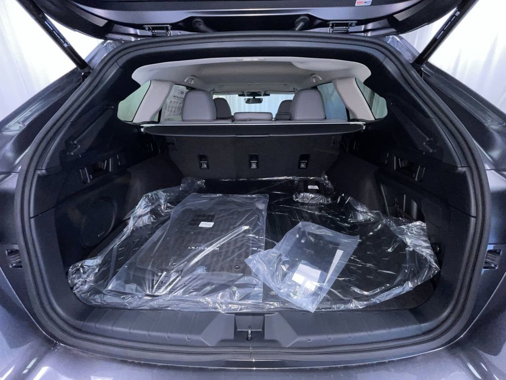 New 2025 Subaru Outback Limited image 14