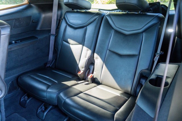 Used 2024 Cadillac XT6 Sport image 12