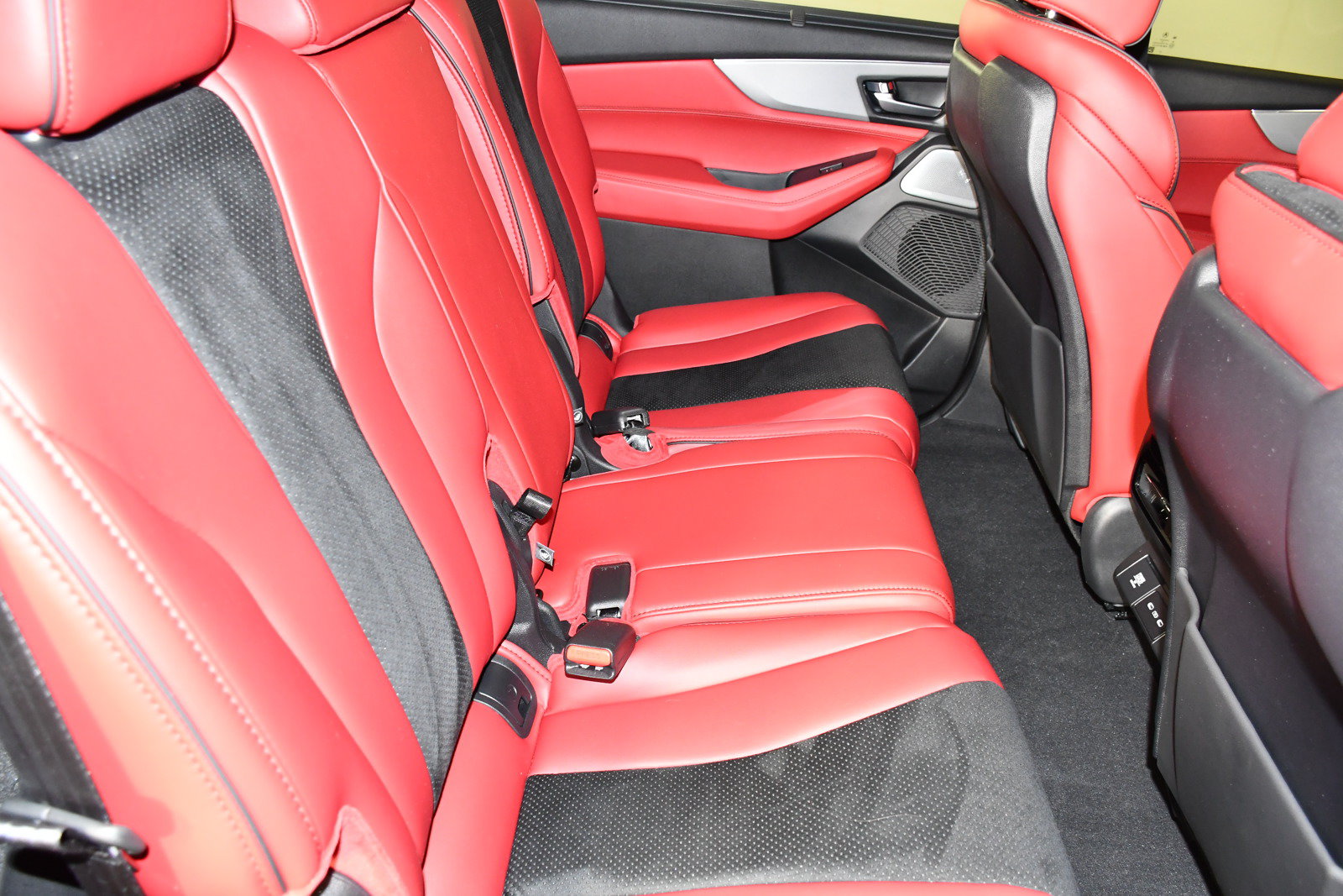 Certified 2025 Acura MDX A-Spec AWD/4WD image 45