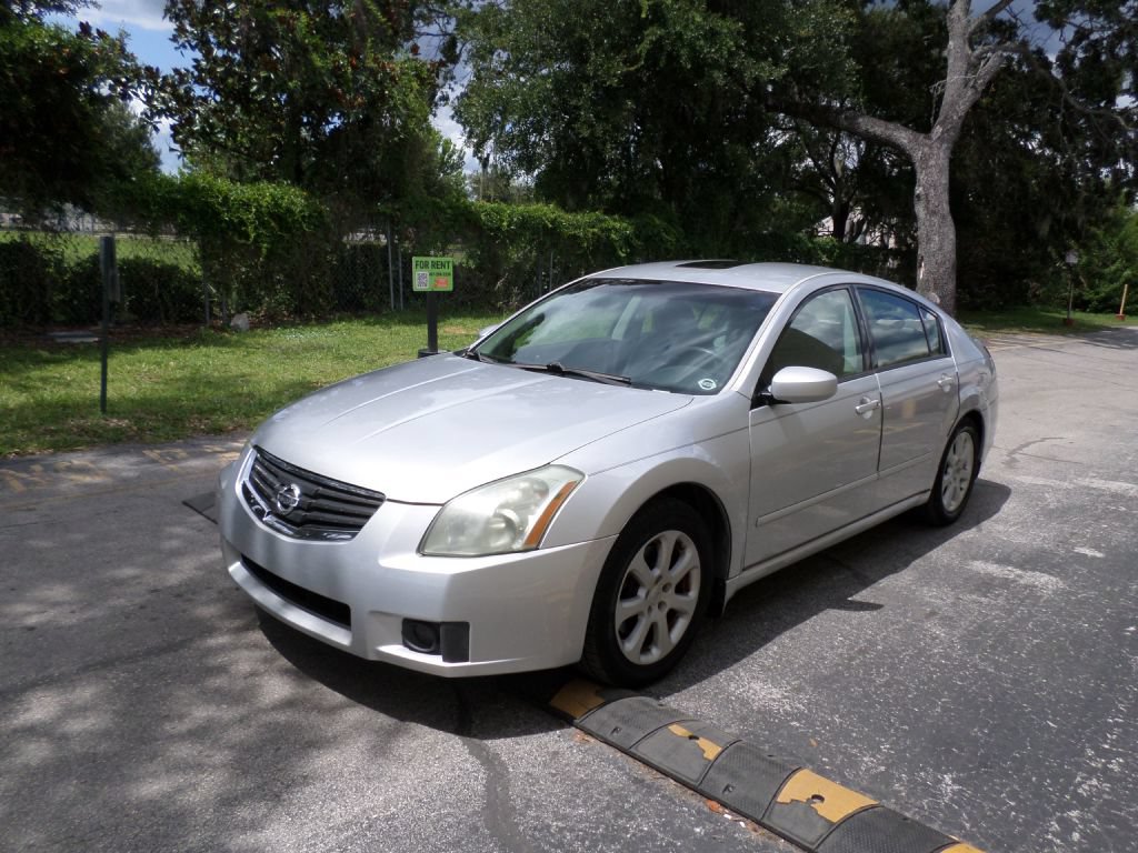 Used 2008 Nissan Maxima 3.5 SL w/ Platinum Edition Pkg FWD image 4