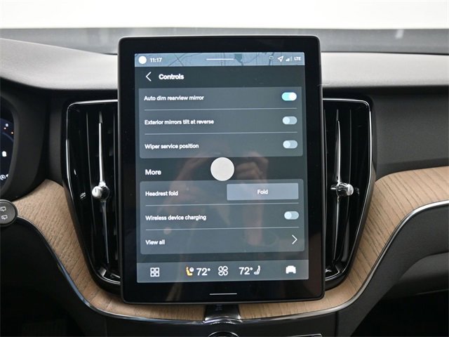 New 2026 Volvo XC60 B5 Plus w/ Protection Package Premier image 19