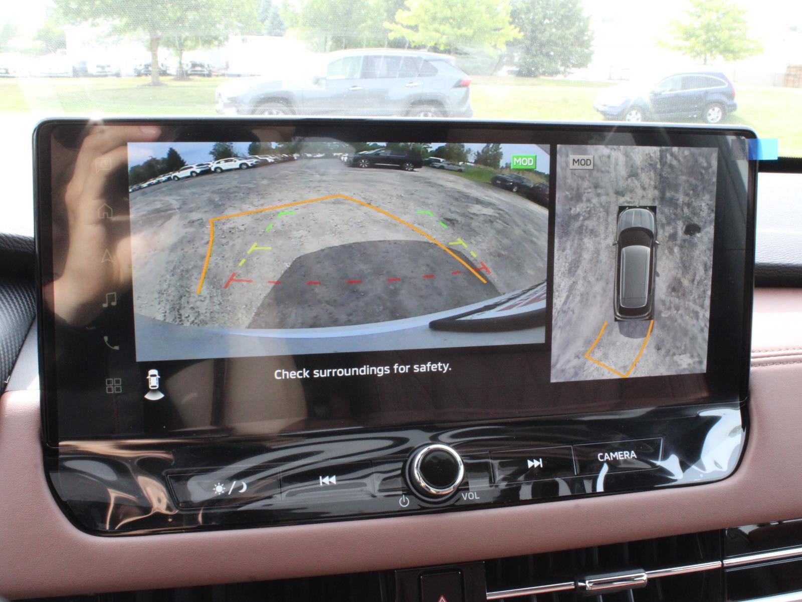 New 2025 Mitsubishi Outlander SEL image 31