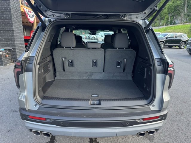 New 2026 Chevrolet Traverse LT w/ Driver Confidence Package image 12