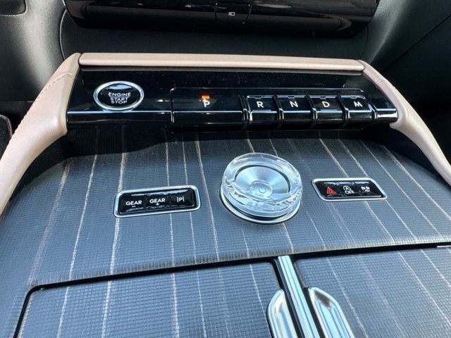 New 2025 Lincoln Navigator L Black Label image 32