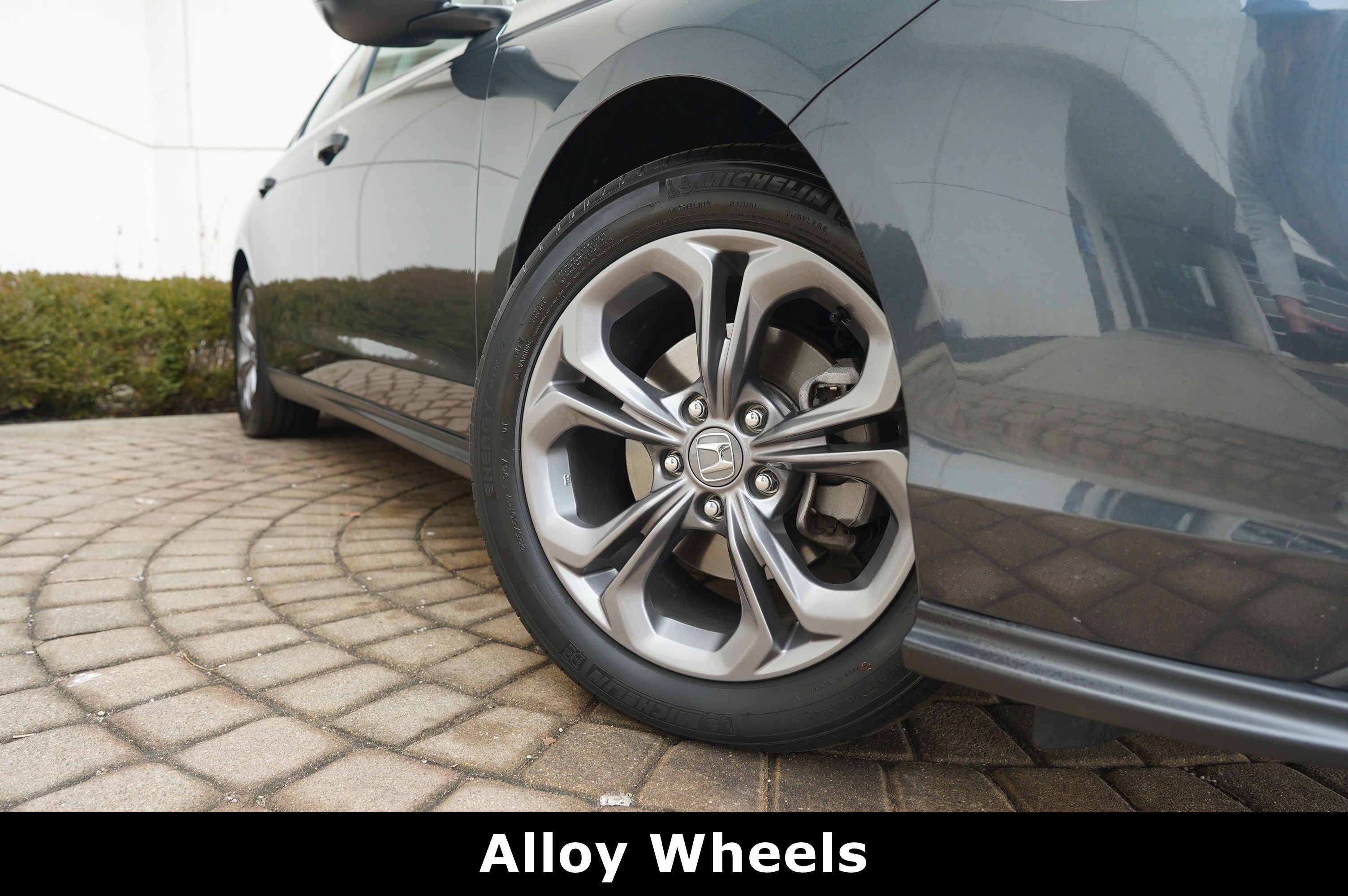 Used 2024 Honda Accord EX image 17