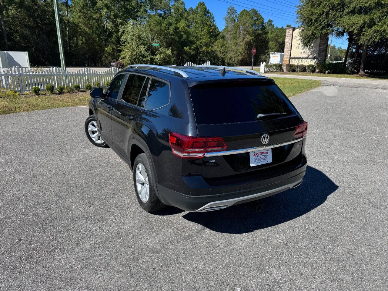 Used 2018 Volkswagen Atlas SE FWD image 4