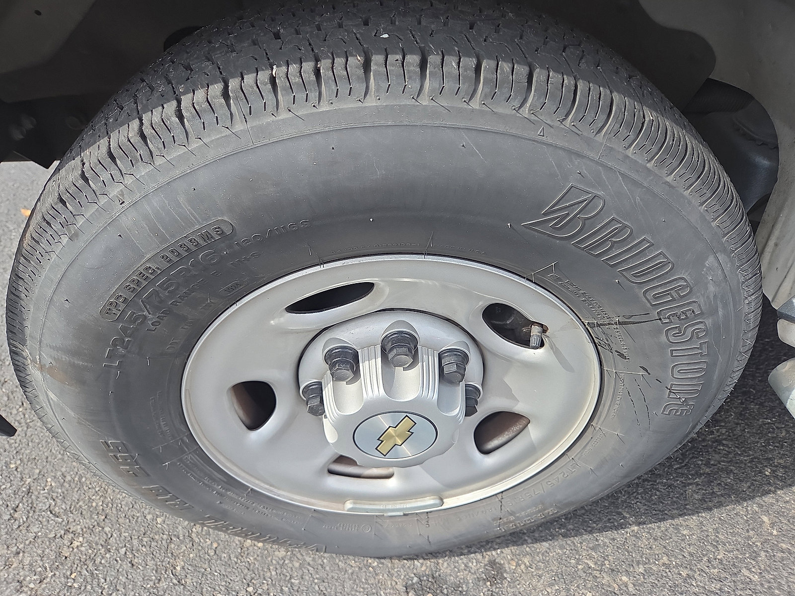 Used 2024 Chevrolet Express 2500 Work Van w/ Driver Convenience Package image 12