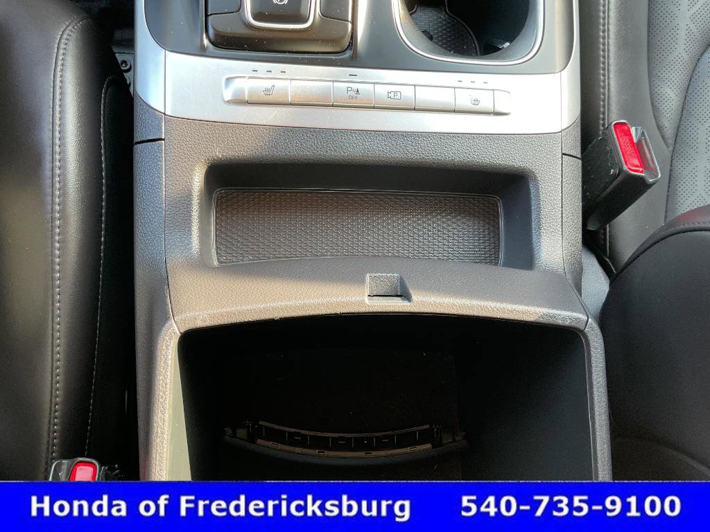 Used 2024 Kia Carnival LX FWD image 41