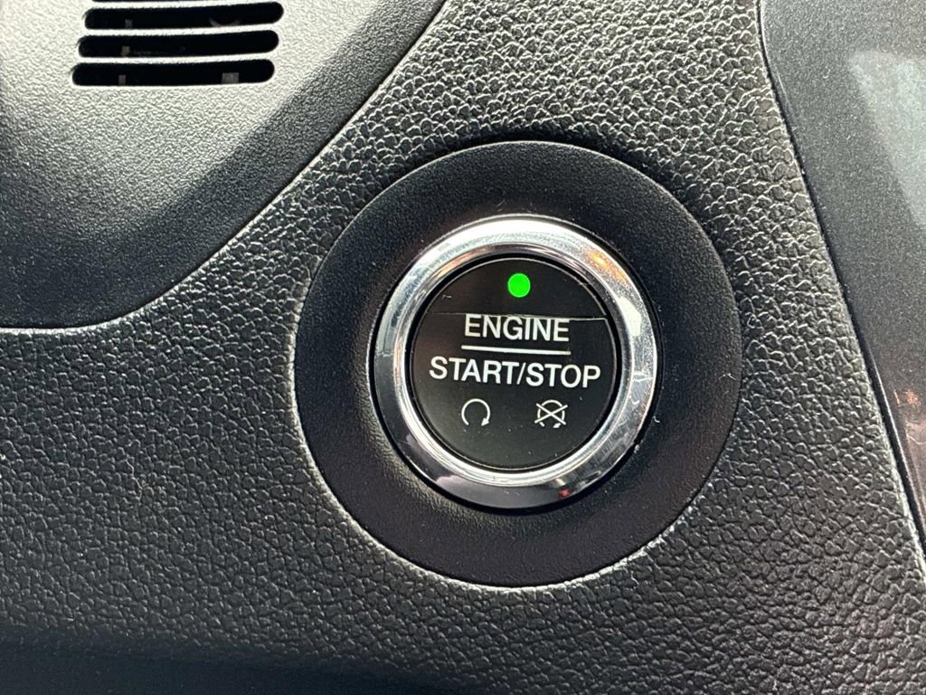 Used 2017 Ford Explorer Limited AWD/4WD image 30