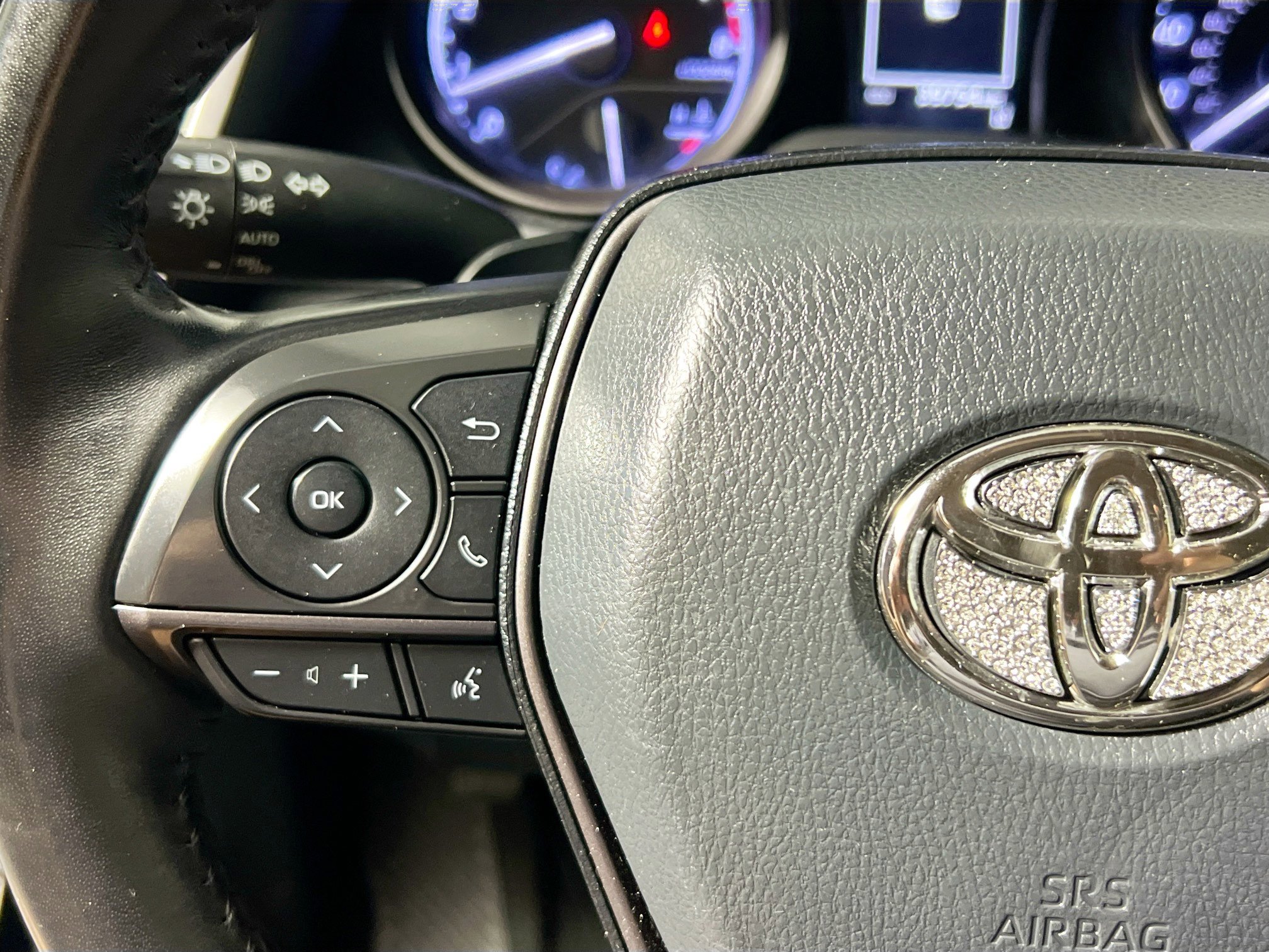 Used 2021 Toyota Camry SE w/ Audio Upgrade Package image 18