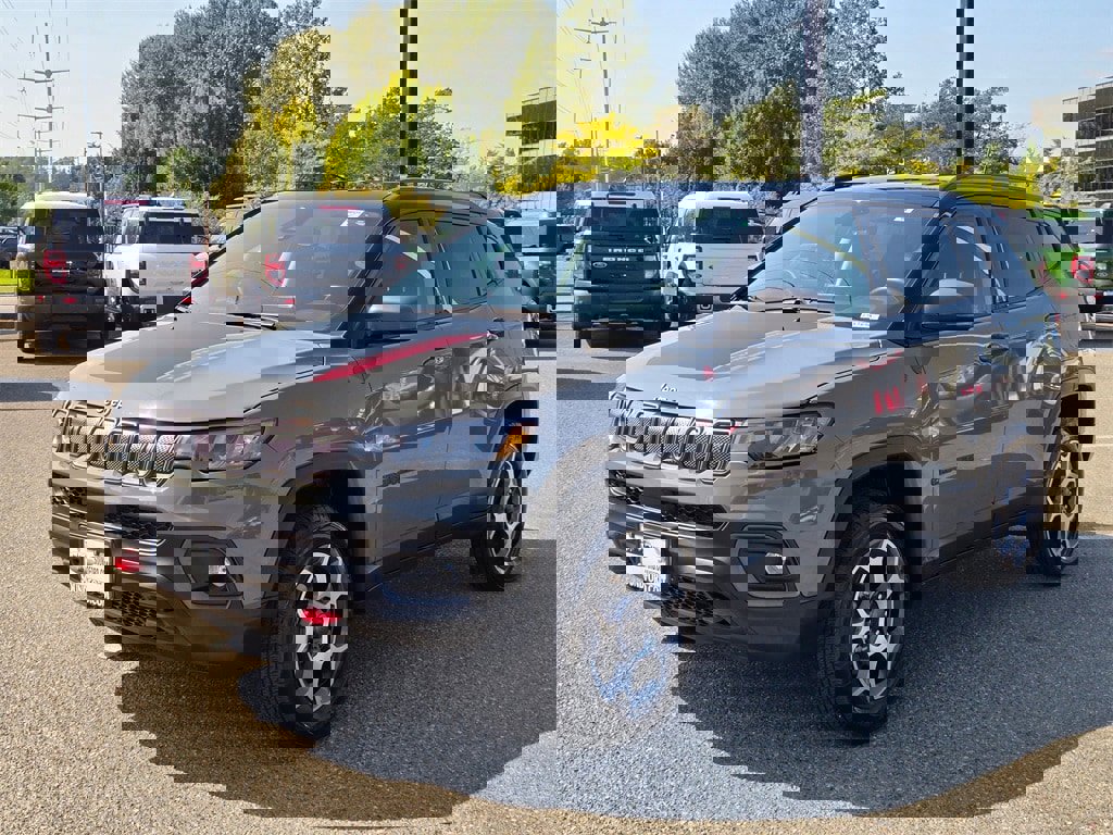 Used 2022 Jeep Compass Trailhawk w/ Trailhawk Convenience Group