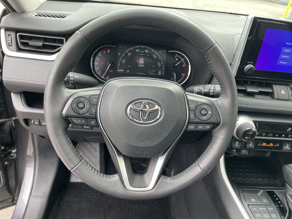 Certified 2024 Toyota RAV4 XLE w/ Convenience Package AWD/4WD image 16