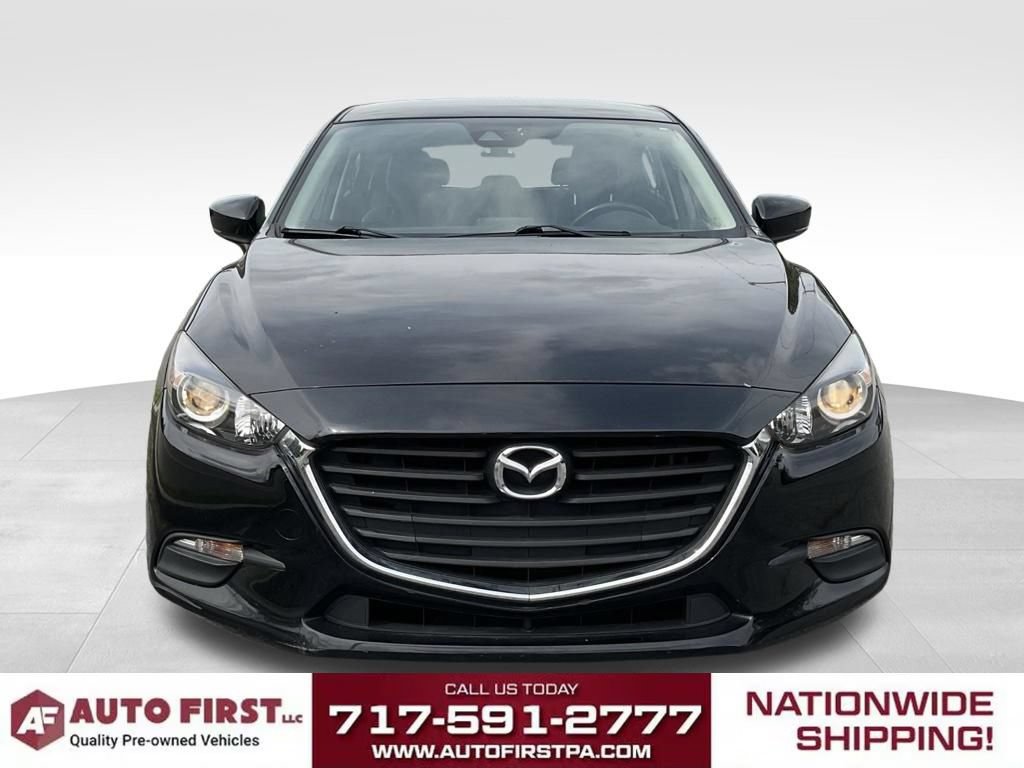 Used 2018 MAZDA MAZDA3 Touring FWD image 2